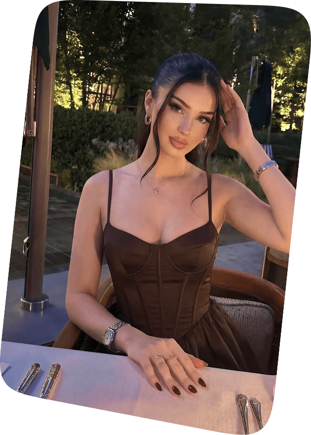 Profile photo &mdash; card 3